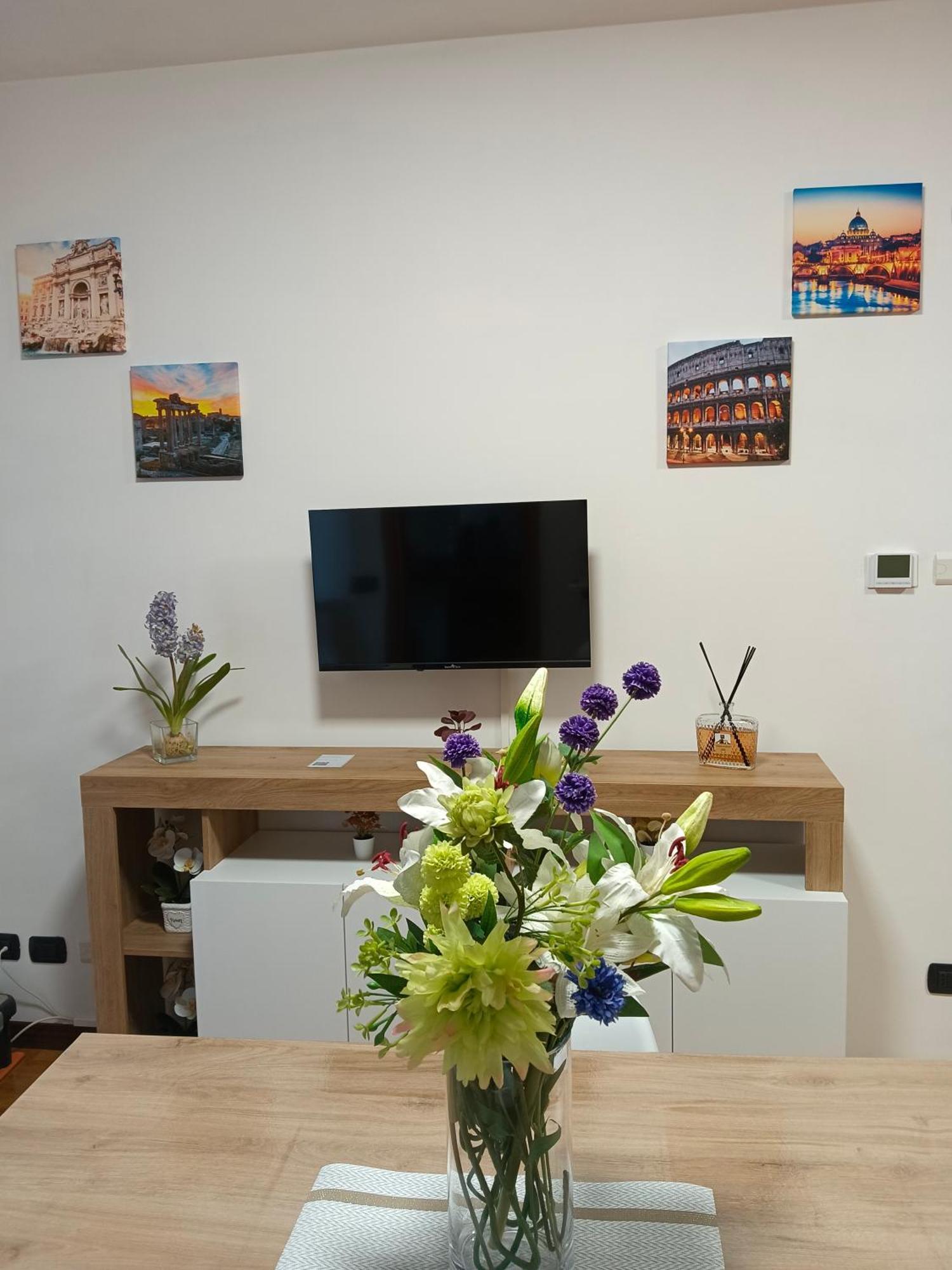 Appartamento Minerva House - Airport And Fiera Fiumicino Esterno foto